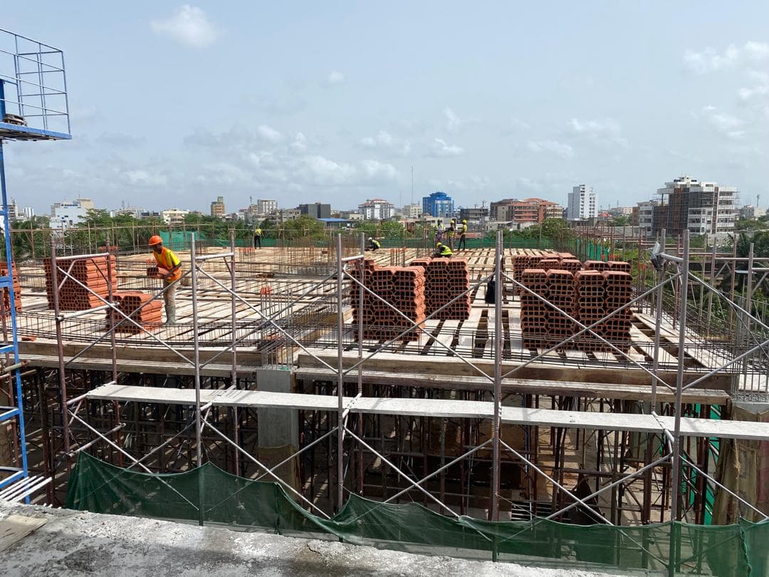 R+5 Building — Ganhyi